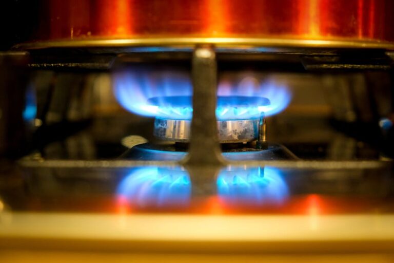 pexels-photo-3722212-tanszy-gaz-w-najblizszym-kwartale-gospodarka